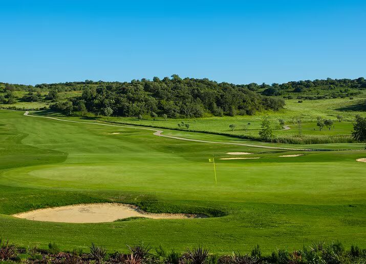 nau-morgado-golf-country-club-golf-experience
