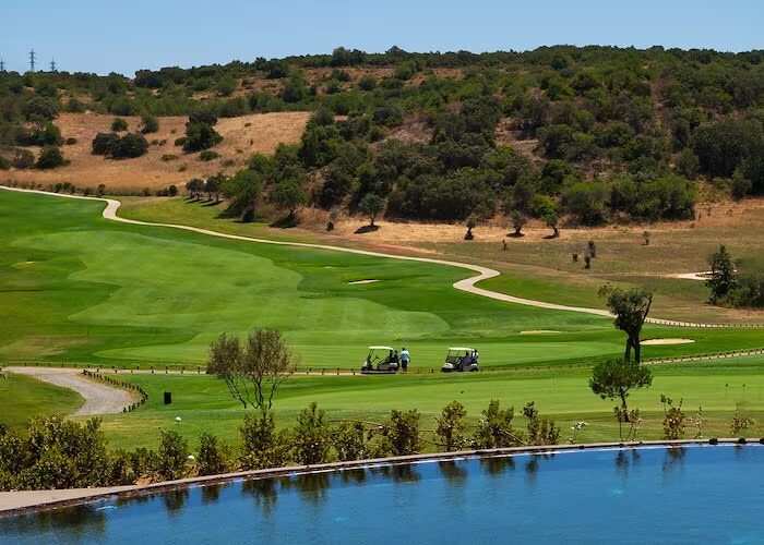 nau-morgado-golf-country-club-stunning-views